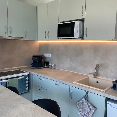 Apartment Sea View, Luxury Apartment In Amelia Complex, Kabakum Beach Saints Constantine and Helena