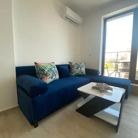 Sea View, Luxury Apartment In Amelia Complex, Kabakum Beach * Saints Constantine and Helena