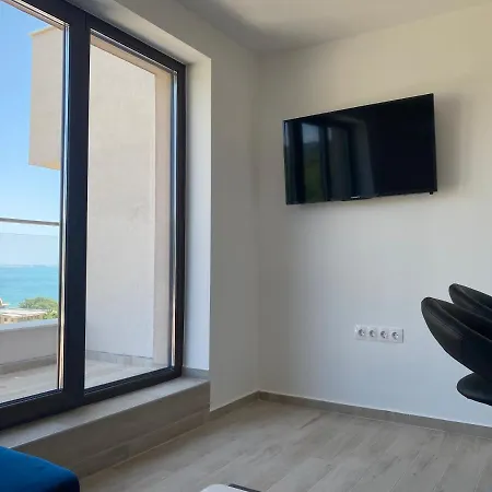 Sea View, Luxury Apartment In Amelia Complex, Kabakum Beach Apartment Saints Constantine and Helena
