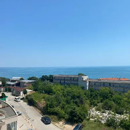 Apartment Sea View, Luxury Apartment In Amelia Complex, Kabakum Beach Saints Constantine and Helena